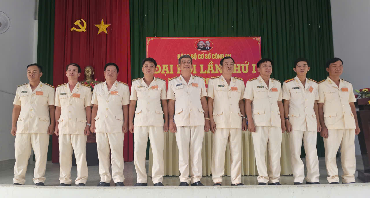 Hòa Bình: Đại hội đảng viên Đảng bộ cơ sở Công an xã lần thứ I, nhiệm kỳ 2025-2030 thành công tốt đẹp

