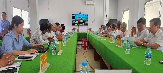 UBND tỉnh: Họp trực tuyến với 124 xã, phường về tình hình thực hiện nhiệm vụ ngành Nông nghiệp và Môi trường